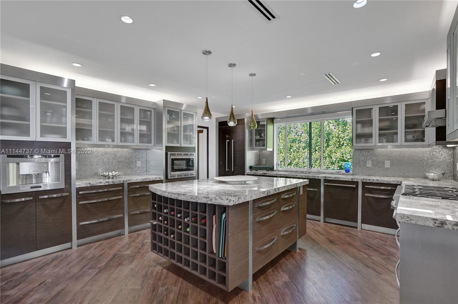 GORDON TR - Residential