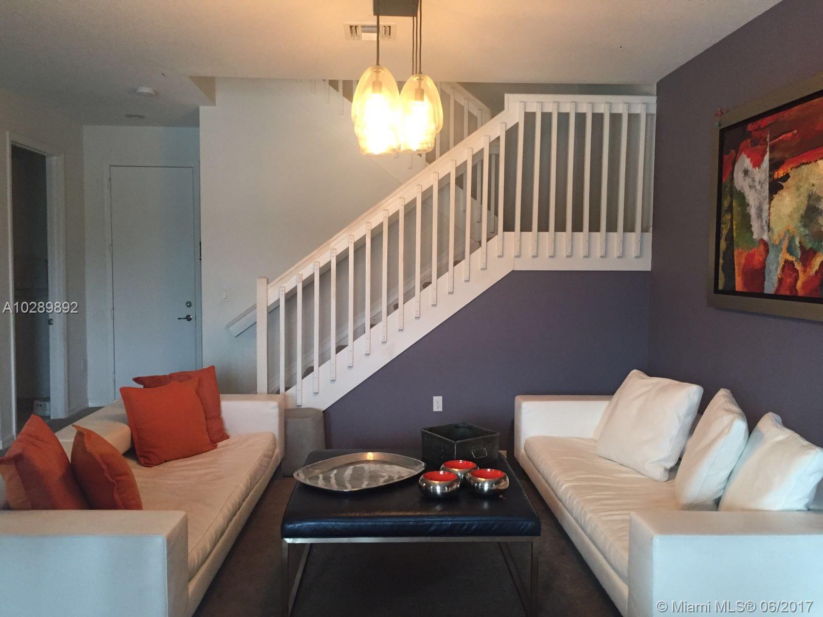 CHAMPION LAKES - Residential Lease