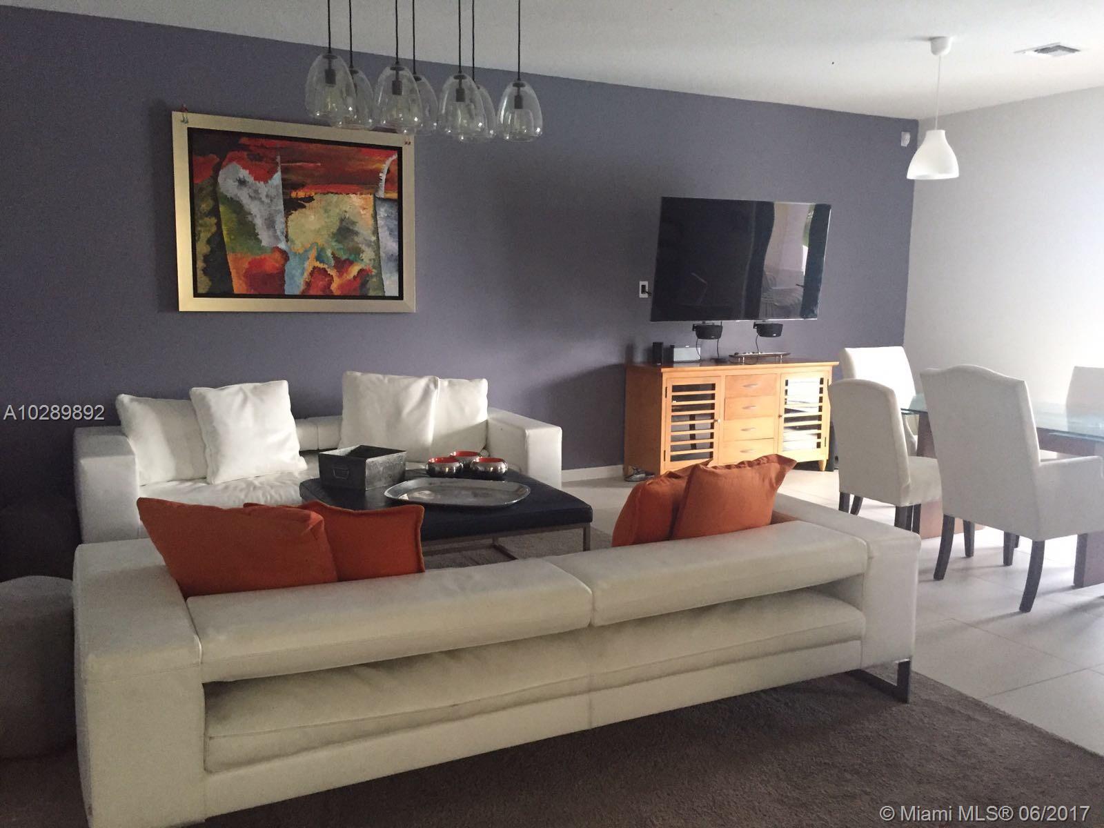 CHAMPION LAKES - Residential Lease