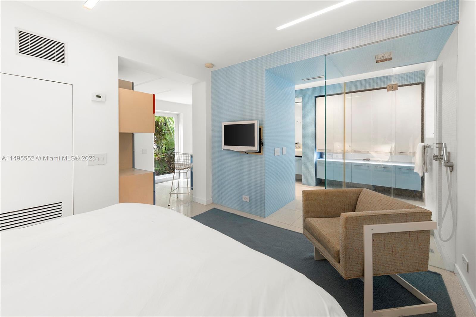 SAN MARINO ISLAND - Residential