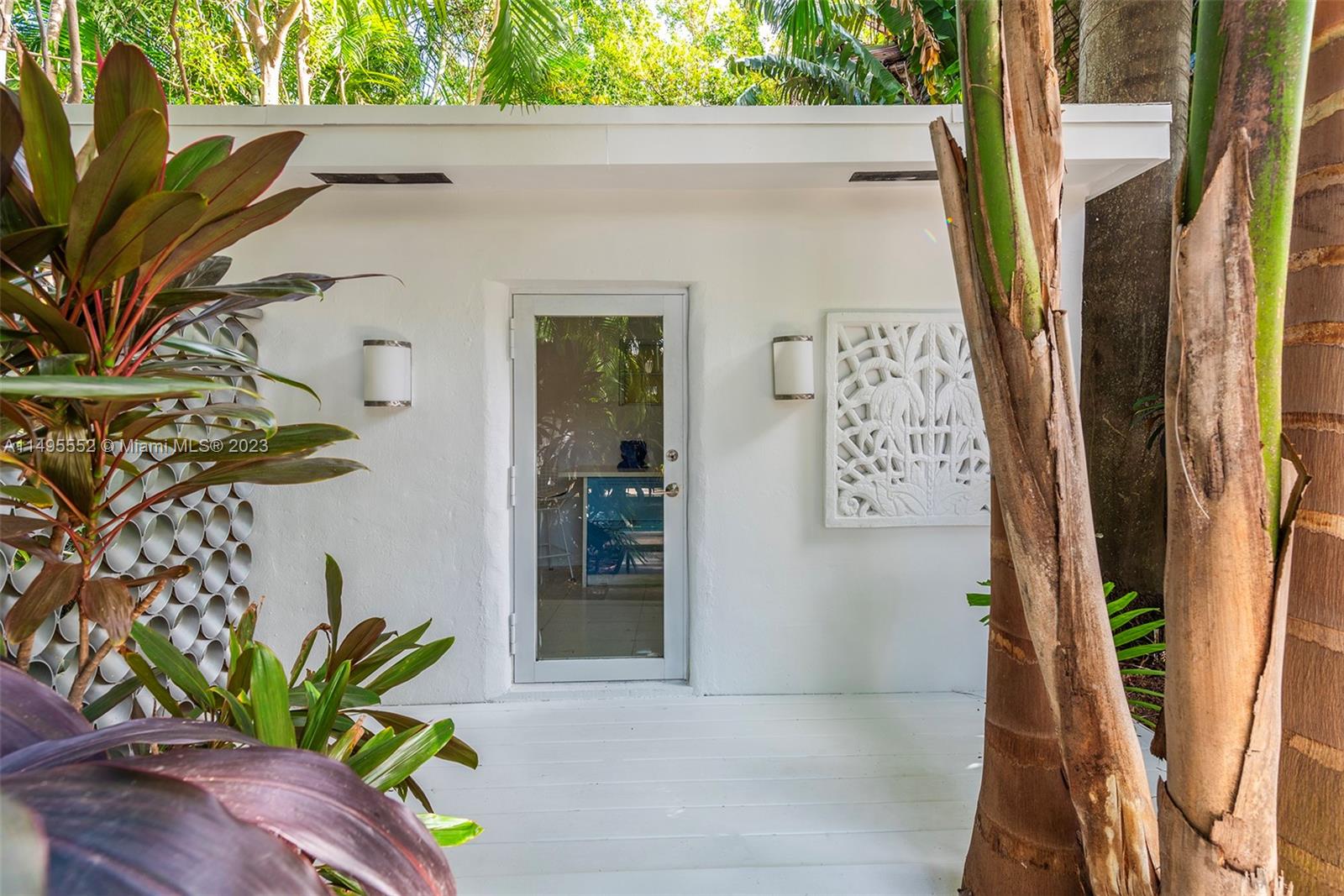 SAN MARINO ISLAND - Residential