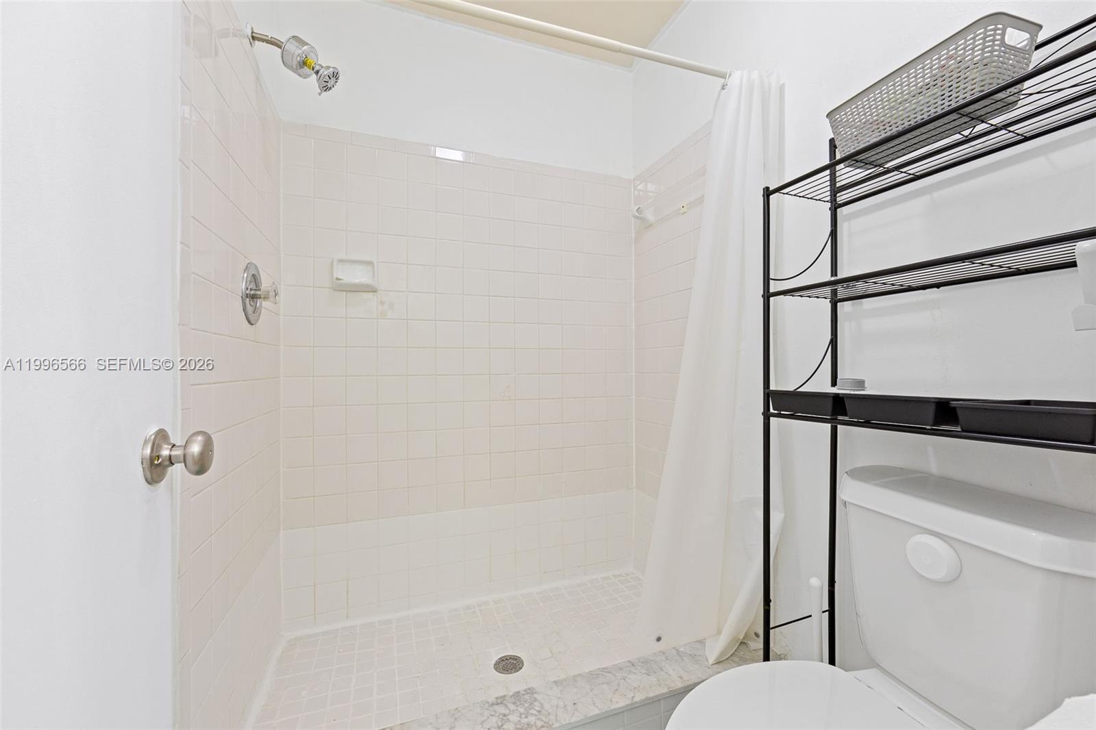 PEMBROKE POINTE SEC ONE - Residential