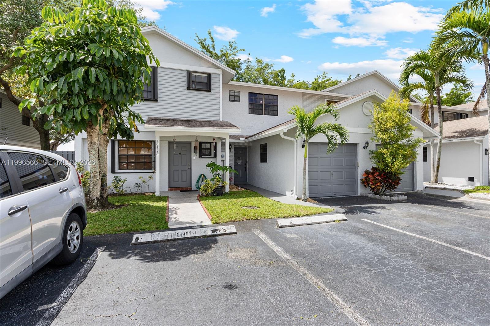 PEMBROKE POINTE SEC ONE - Residential