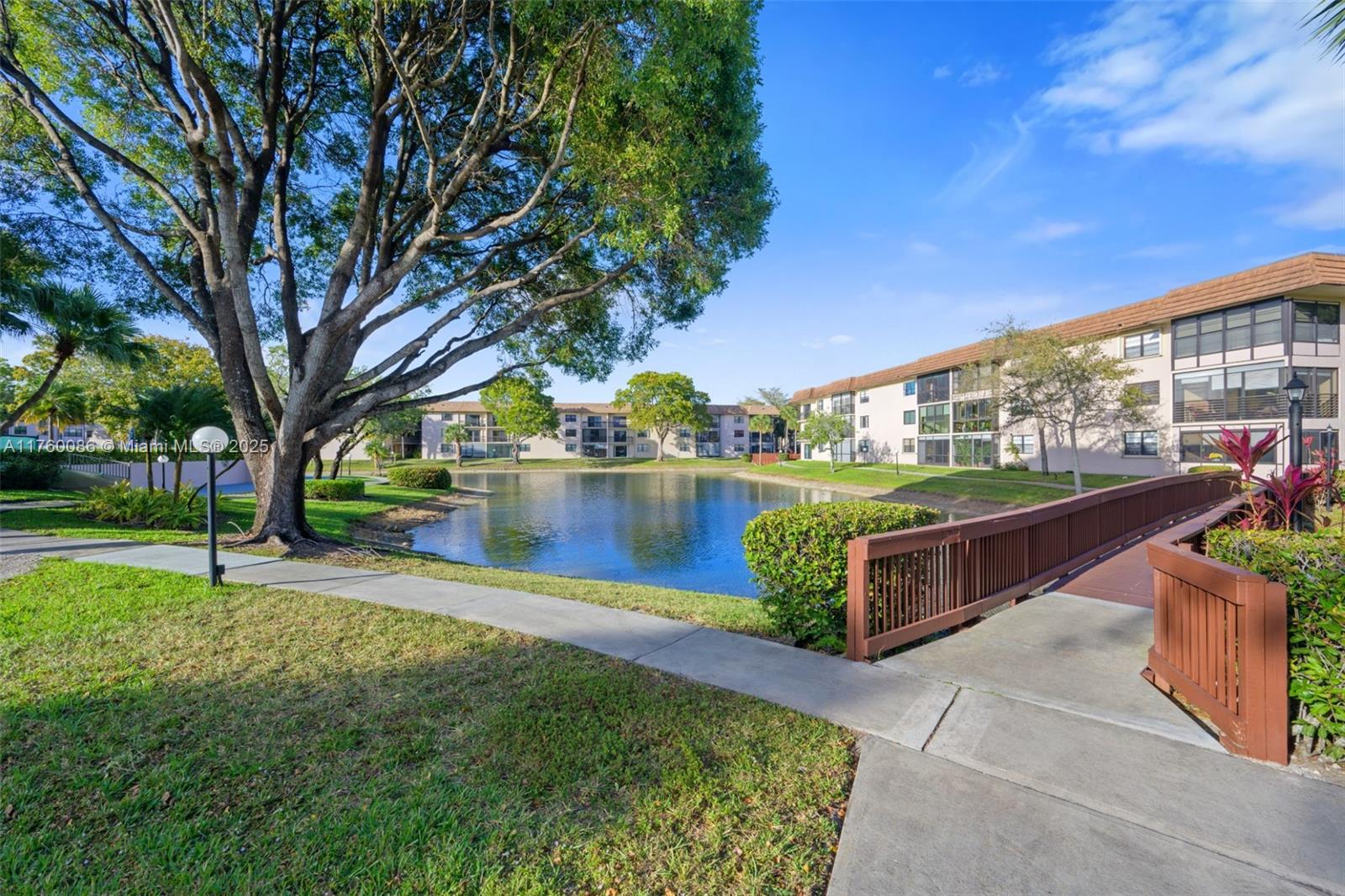 4965 E Sabal Palm Blvd 212, Tamarac, Broward County, Florida - 2 Bedrooms  
2 Bathrooms - 