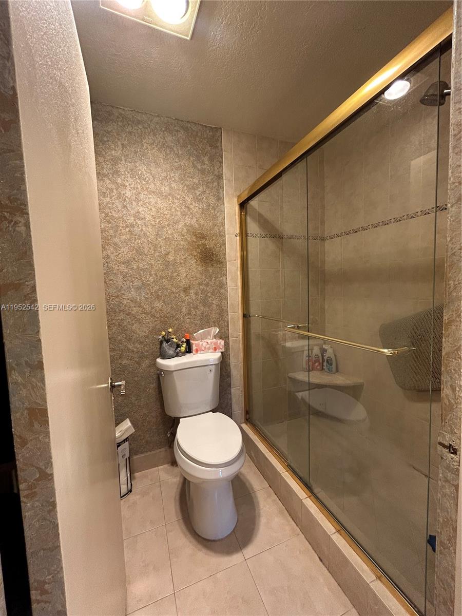 VILLAS AT CARRIAGE HILLS - Residential