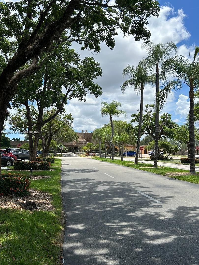 VILLAS AT CARRIAGE HILLS - Residential