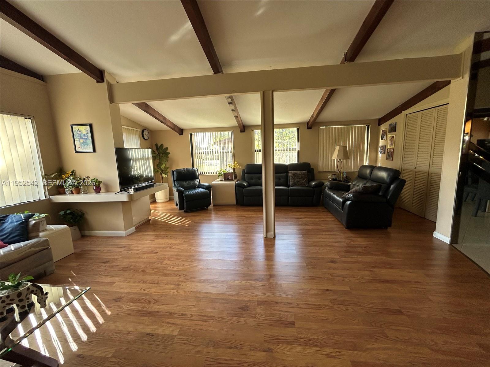 VILLAS AT CARRIAGE HILLS - Residential