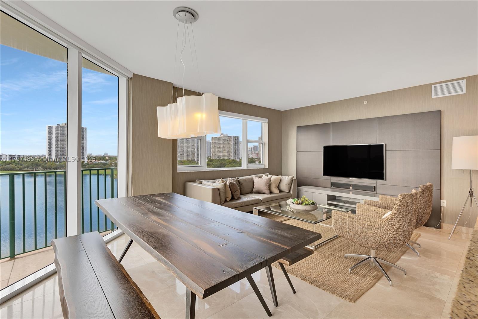 Rental Property at 20000 E Country Club Dr 708, Aventura, Miami-Dade County, Florida - Bedrooms: 2 
Bathrooms: 2  - $4,400 MO.