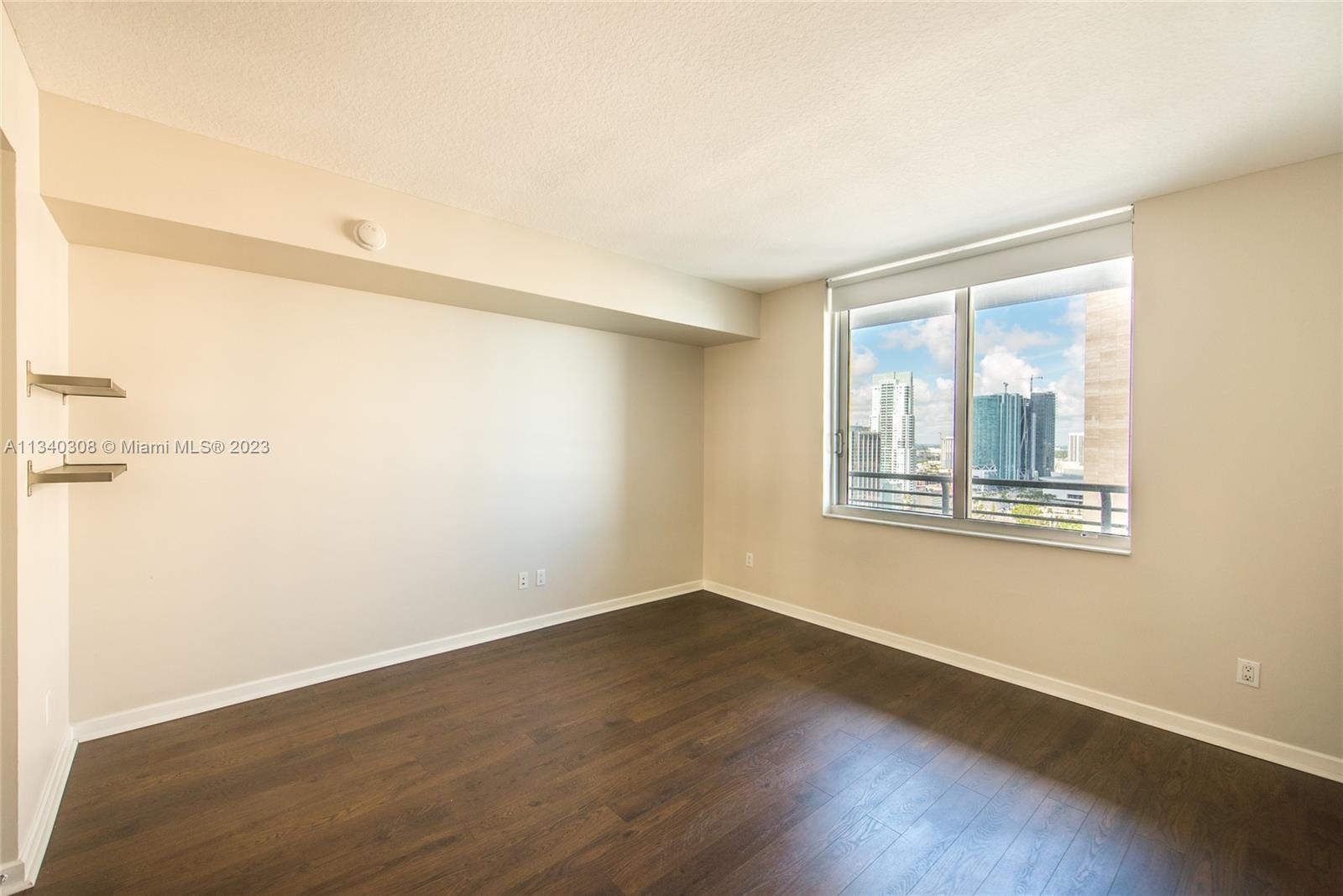 Photo 9 of 18 of 335 S Biscayne Blvd 3402 condo