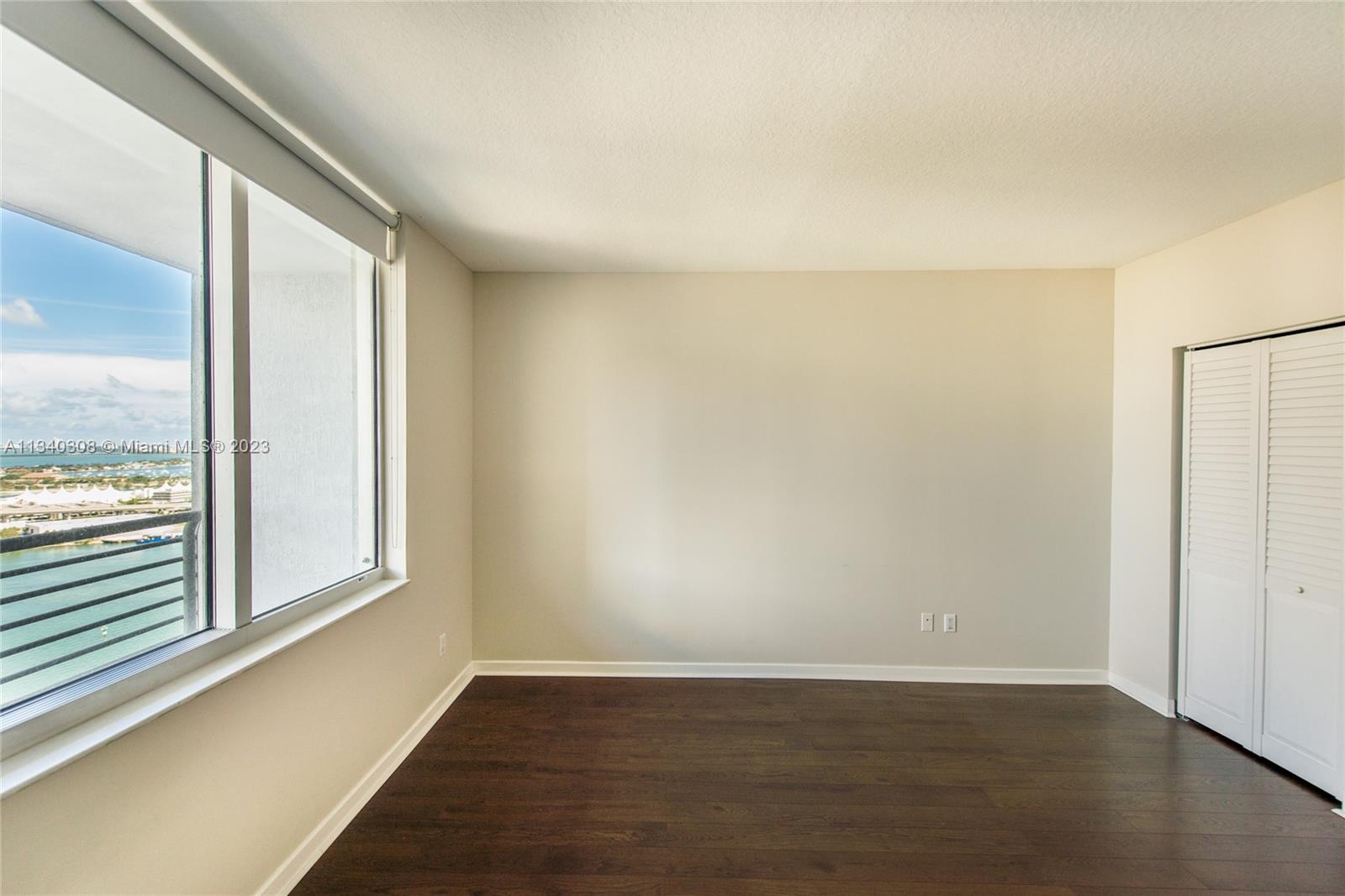 Photo 10 of 18 of 335 S Biscayne Blvd 3402 condo