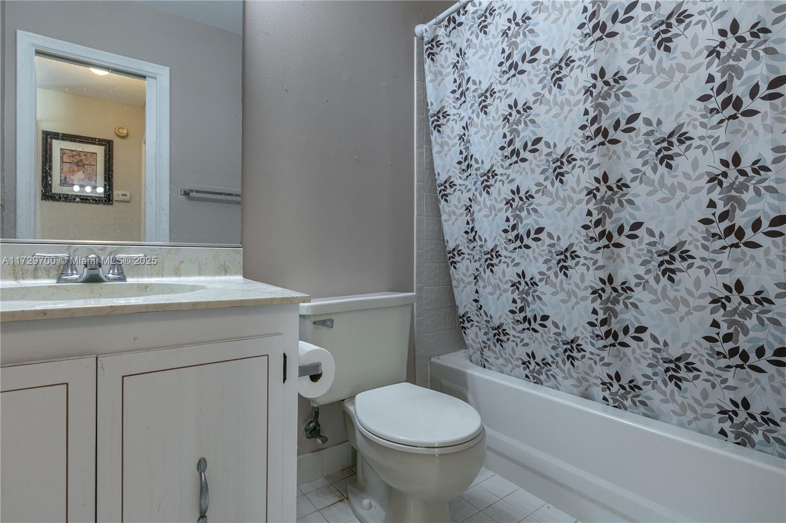 WOODLAKE ISLES - Residential