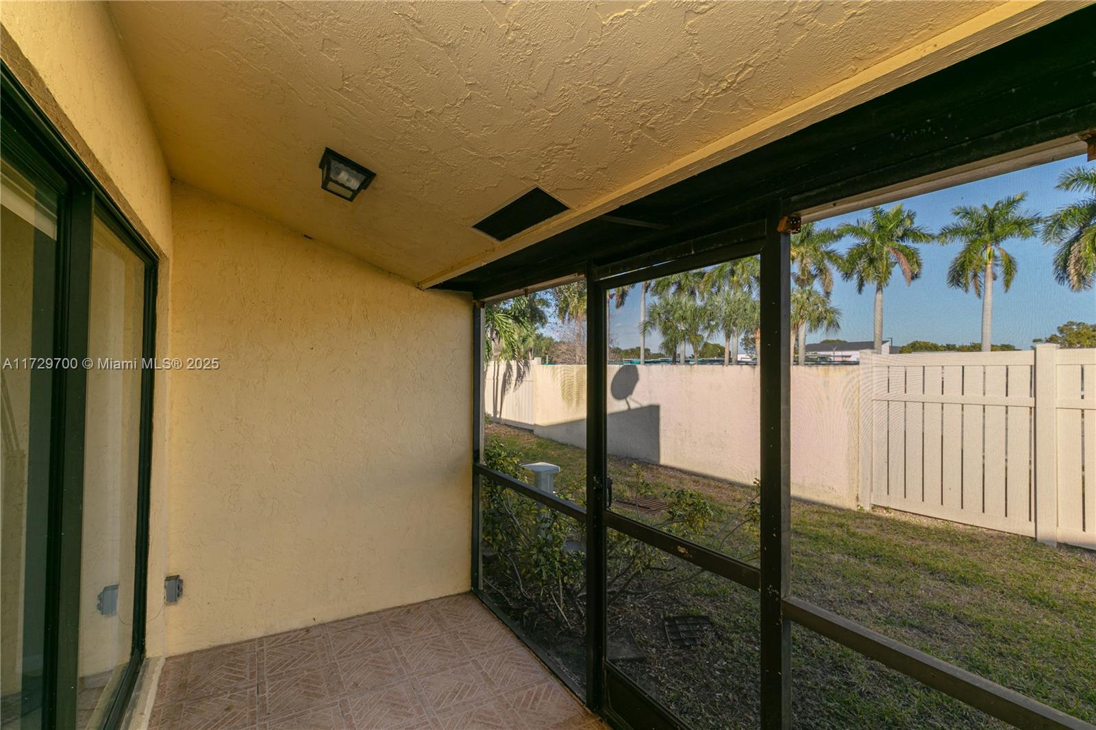 WOODLAKE ISLES - Residential