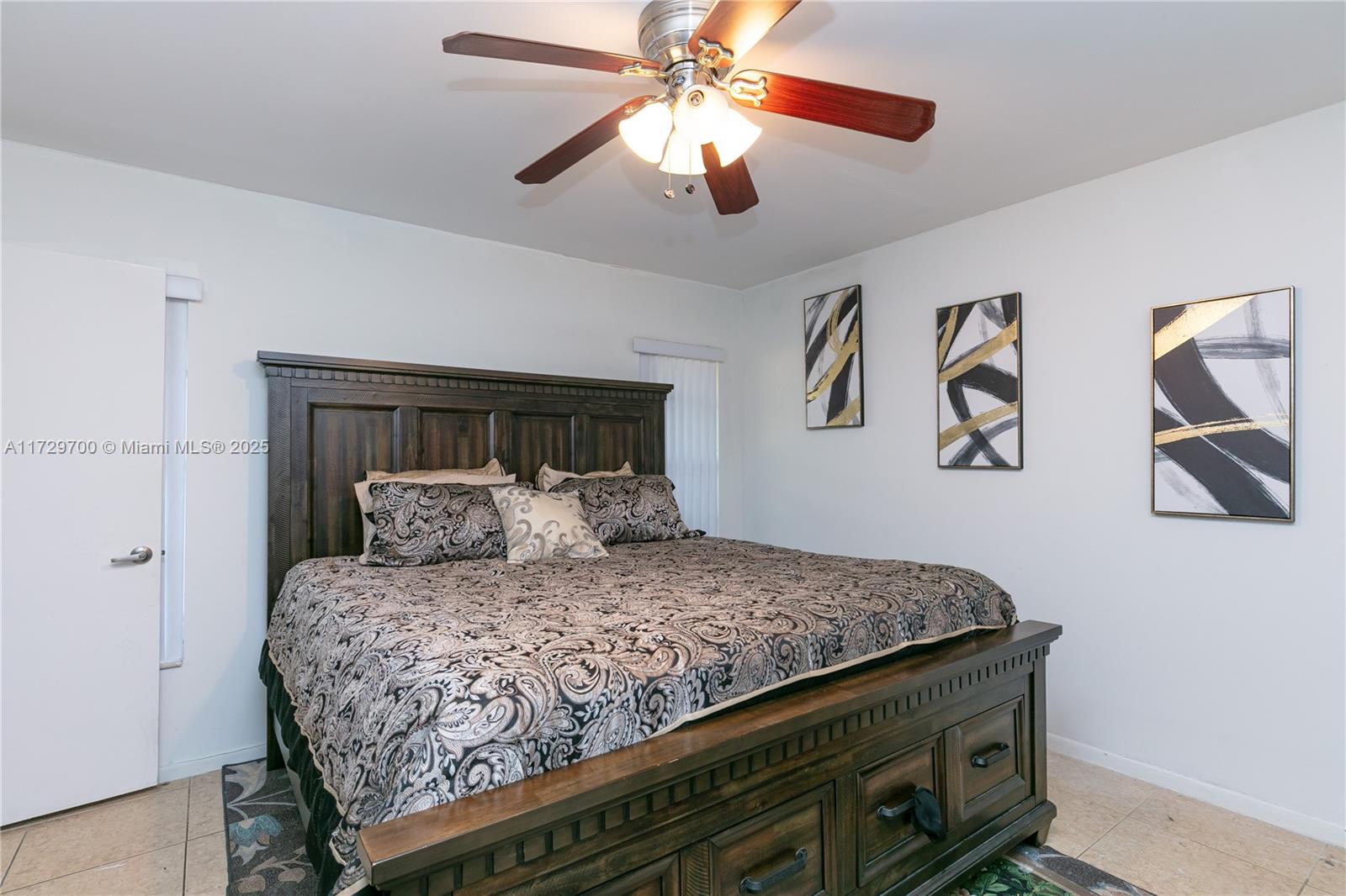 WOODLAKE ISLES - Residential