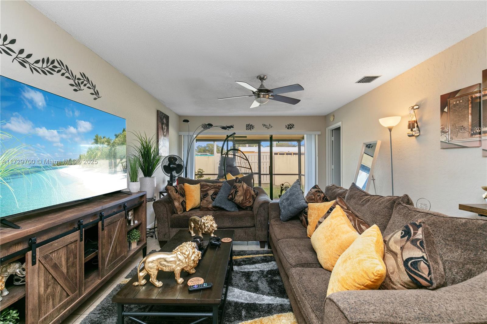 WOODLAKE ISLES - Residential