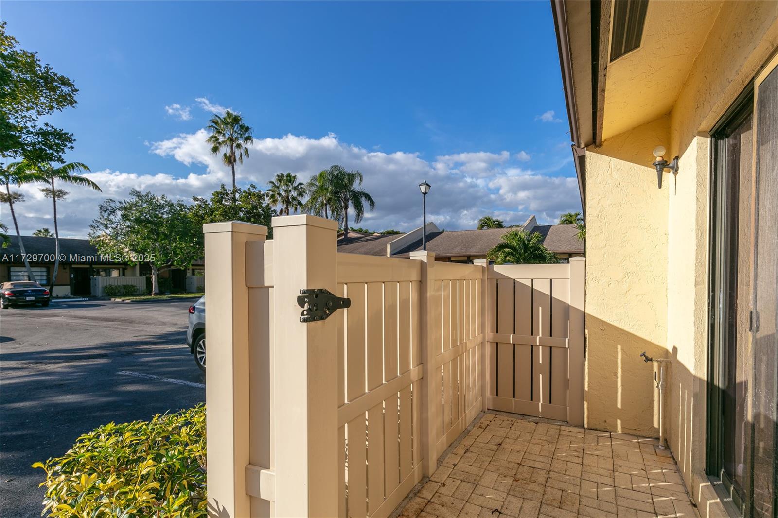 WOODLAKE ISLES - Residential