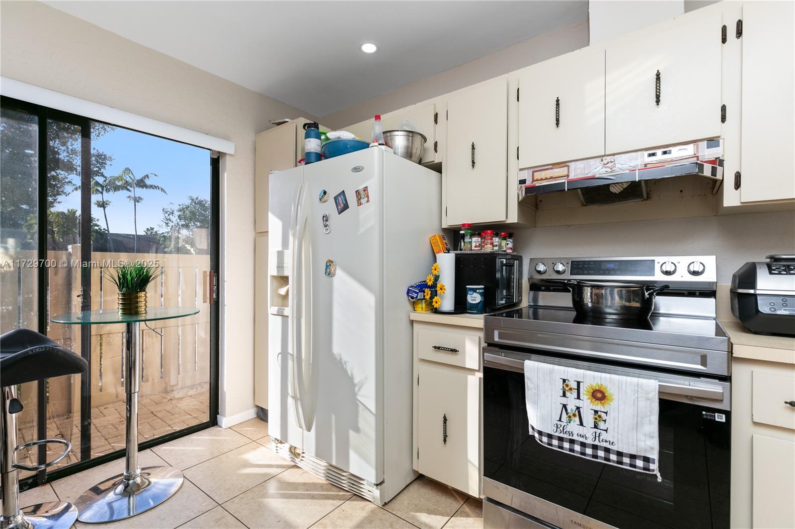 WOODLAKE ISLES - Residential