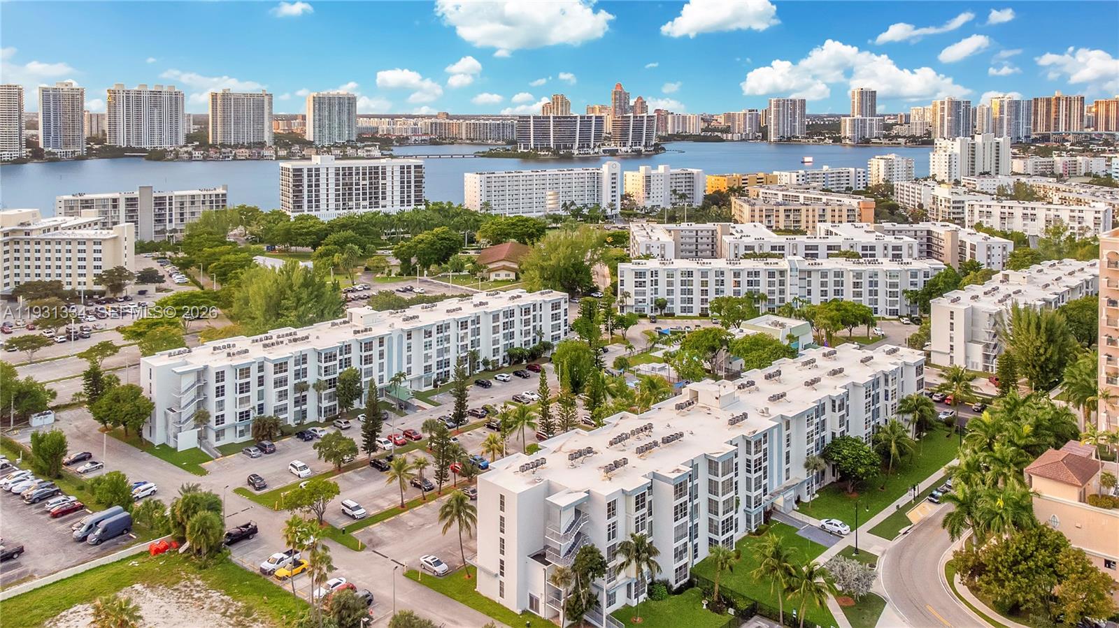 17560 Atlantic Blvd 118