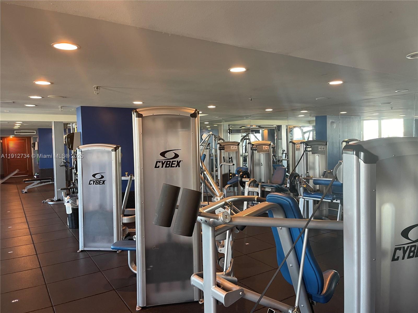 360 CONDO A - Residential