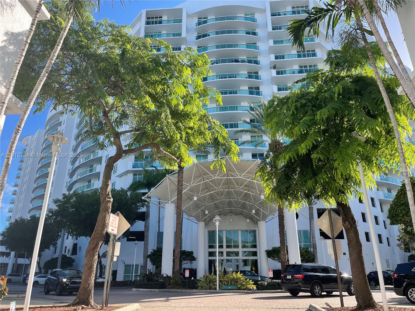 360 CONDO A - Residential