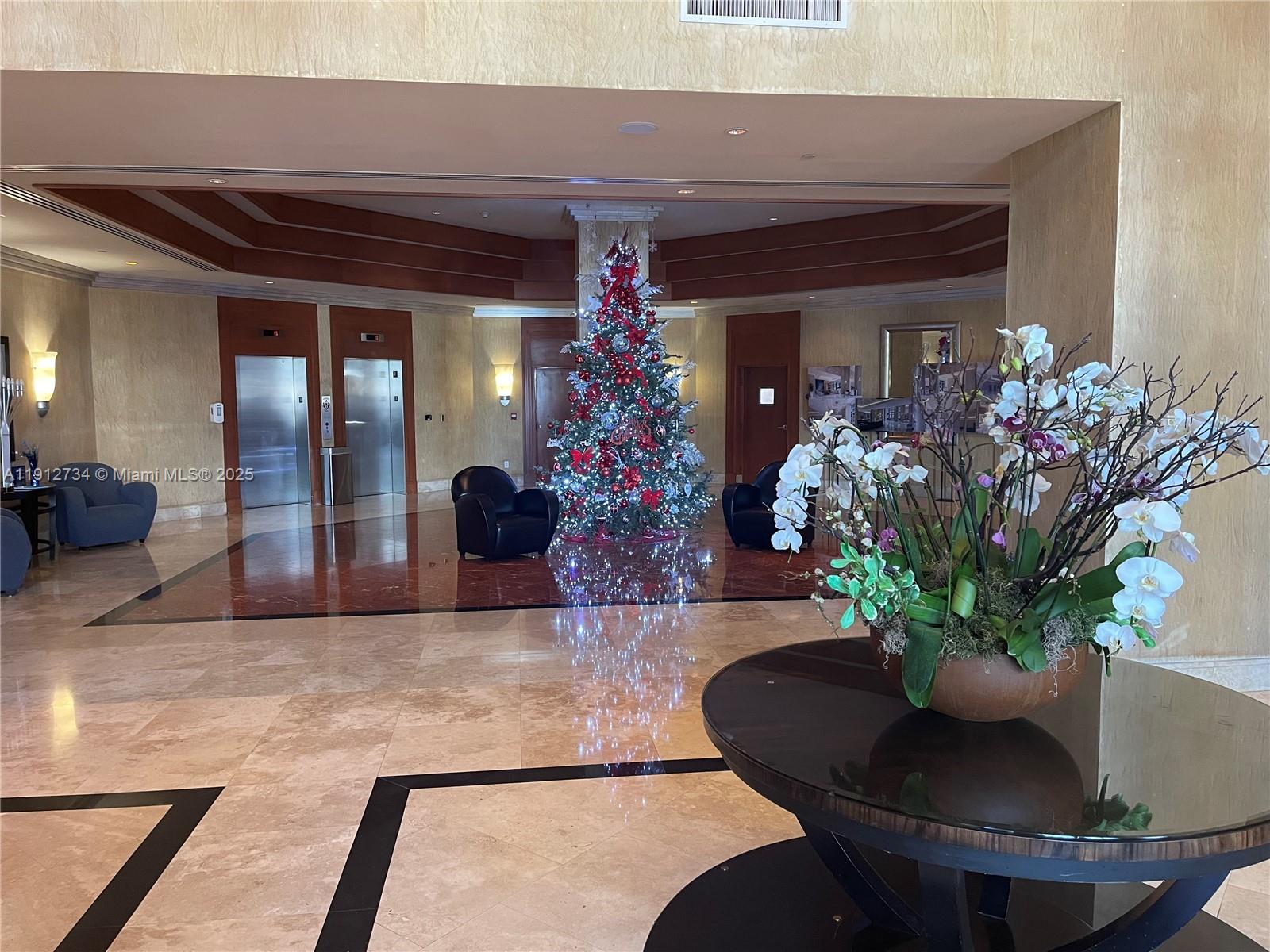 360 CONDO A - Residential