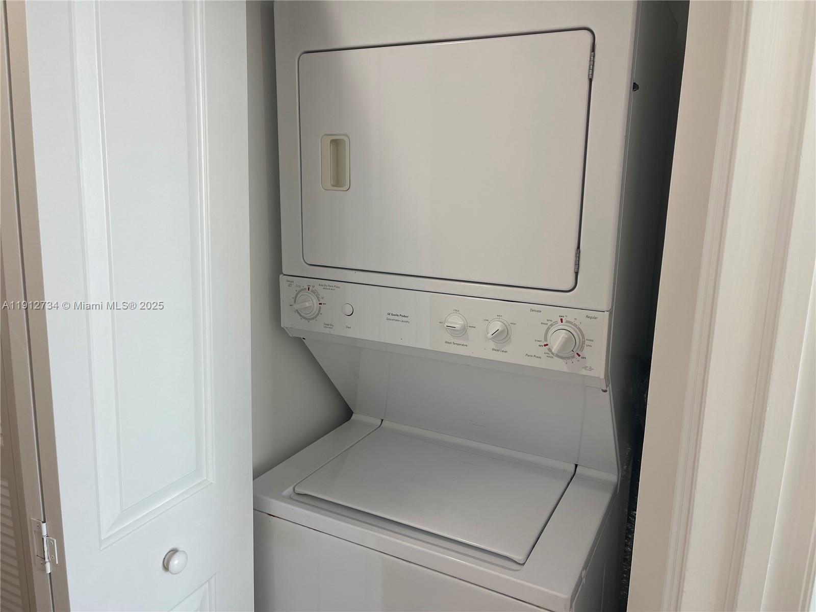 360 CONDO A - Residential