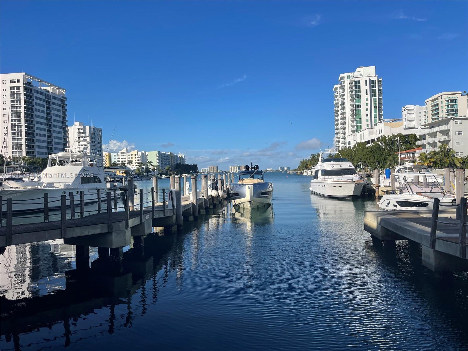 360 CONDO A - Residential