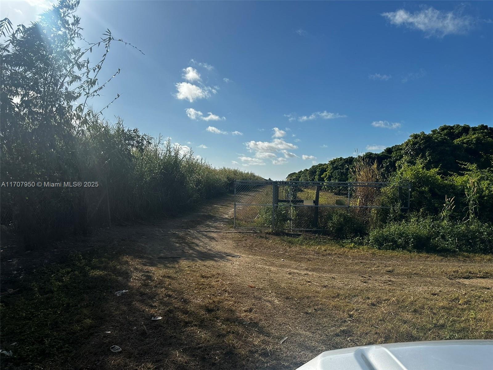 UNINCORPORATED MIAMI DADE - Land