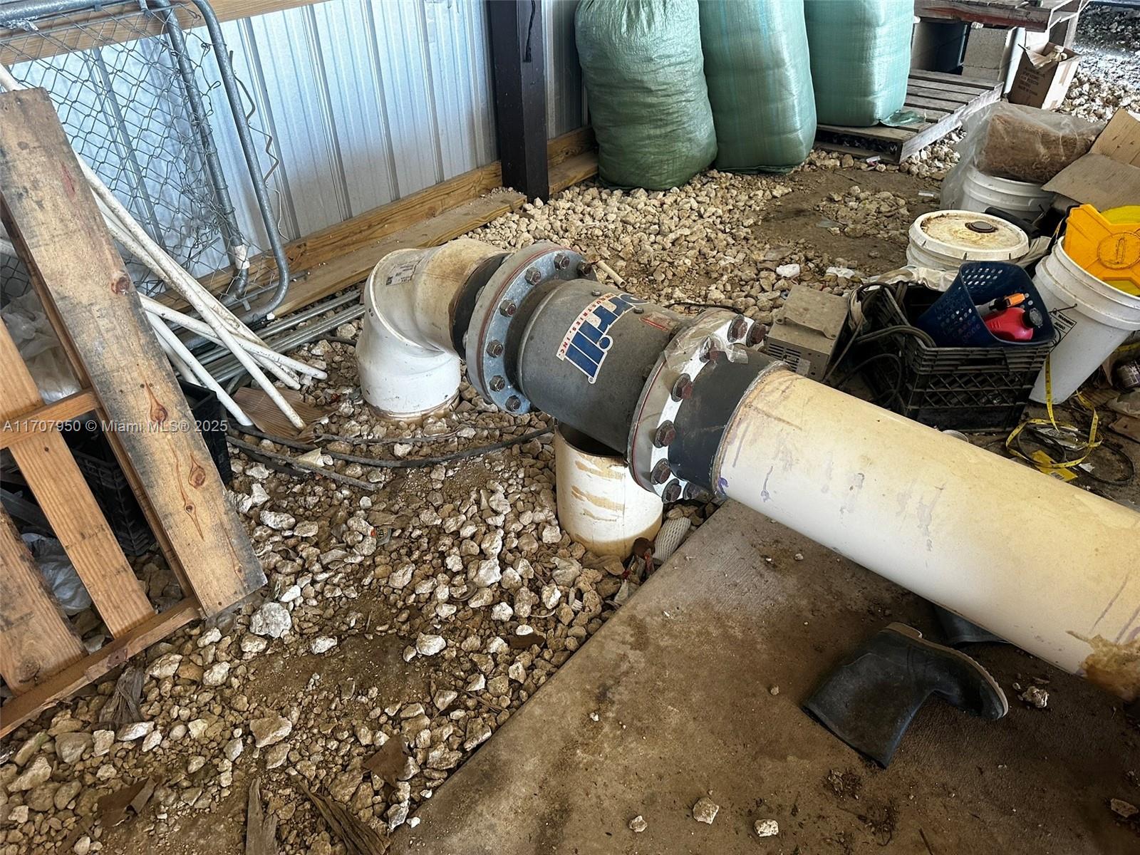 UNINCORPORATED MIAMI DADE - Land