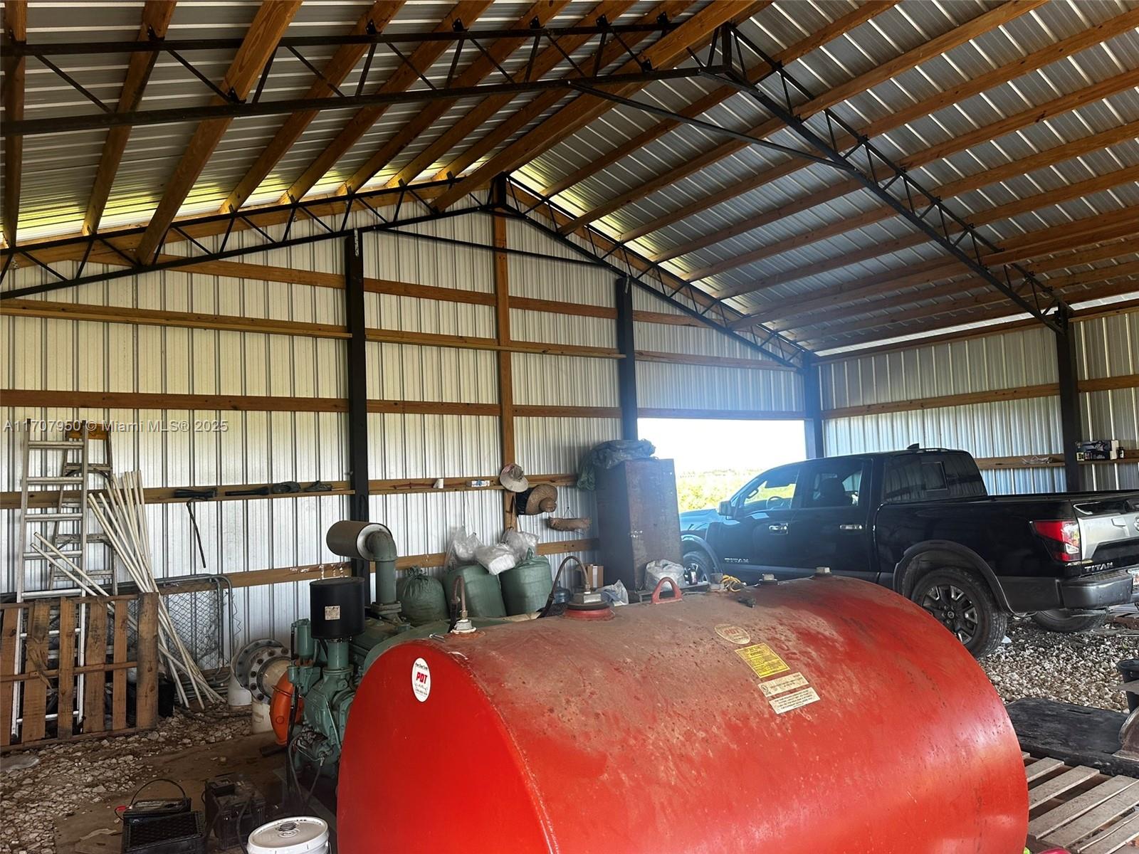 UNINCORPORATED MIAMI DADE - Land