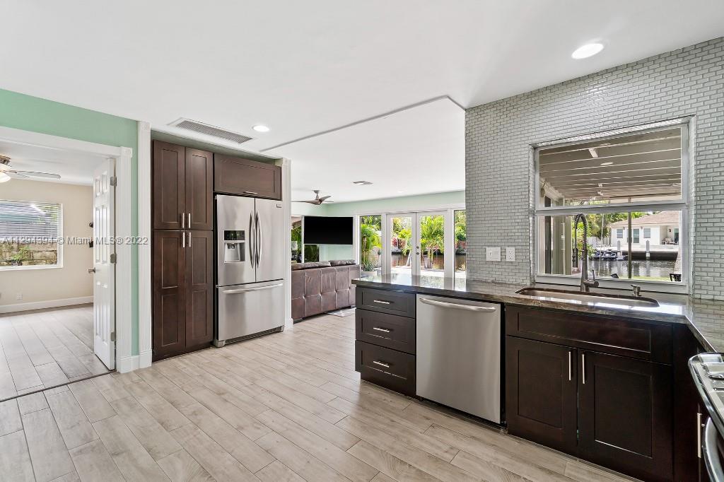 OCEAN BOULEVARD PARK - Residential