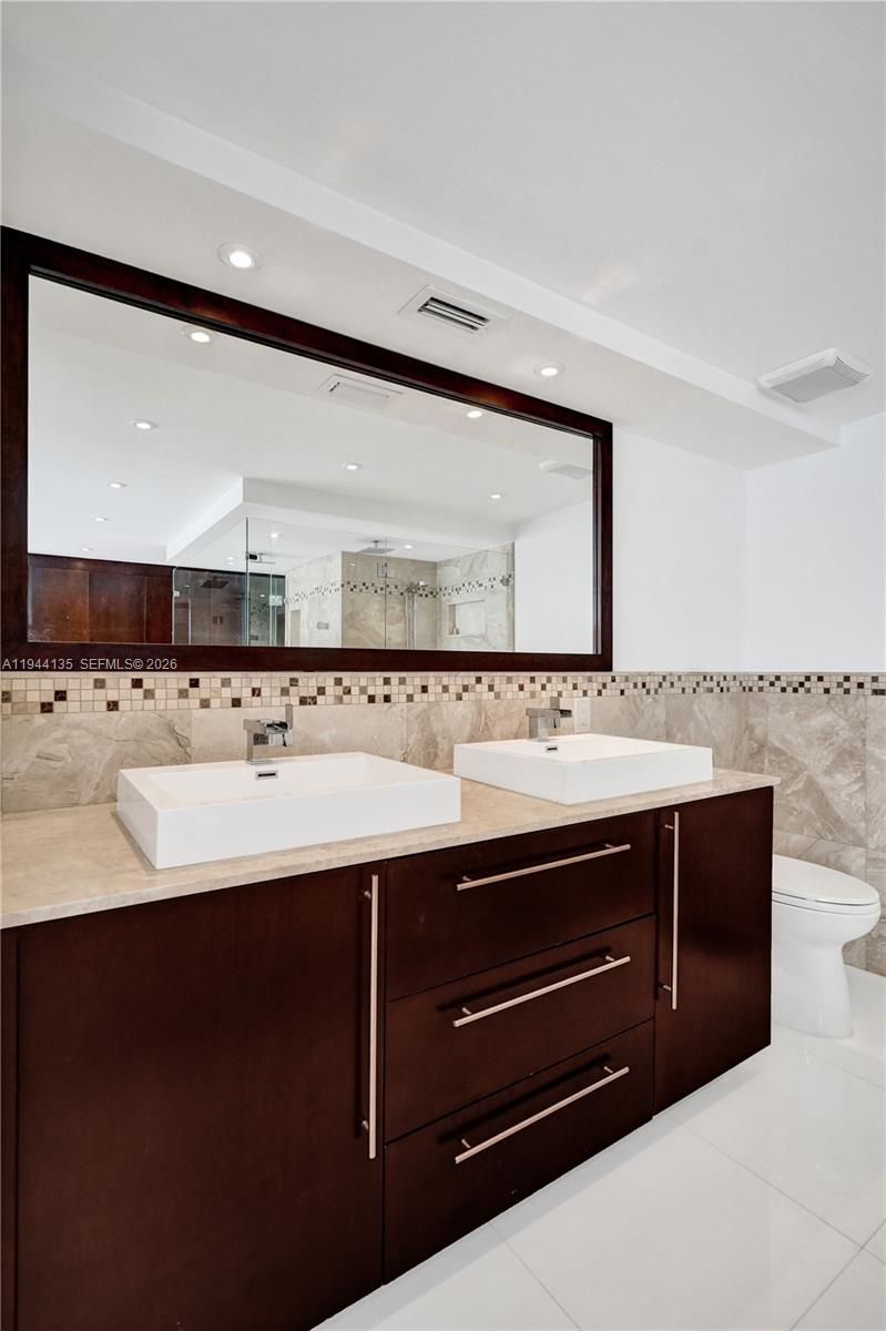 OCEANVIEW PARK CONDO - Residential