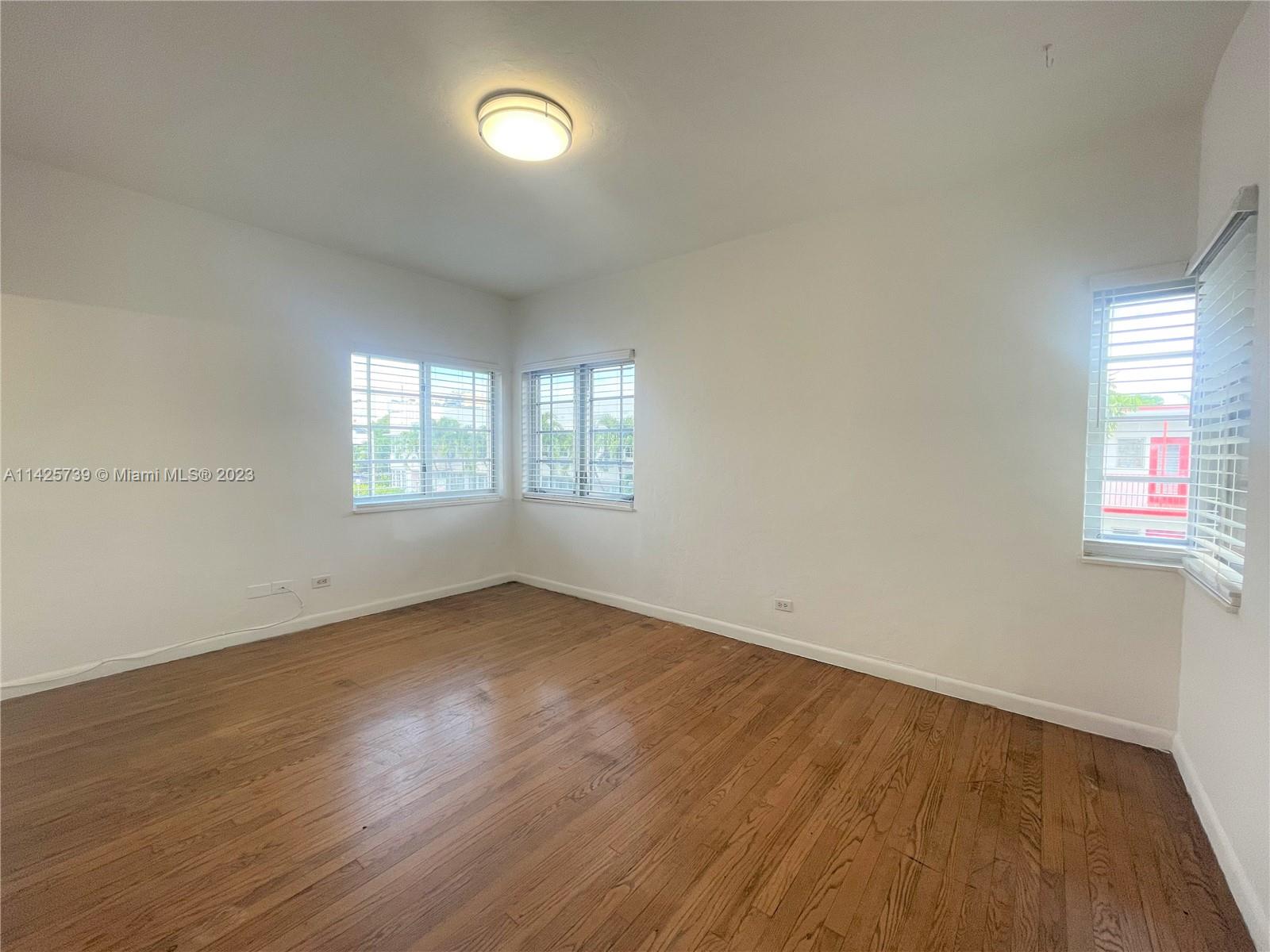 DELPHINE CONDO - Residential Lease