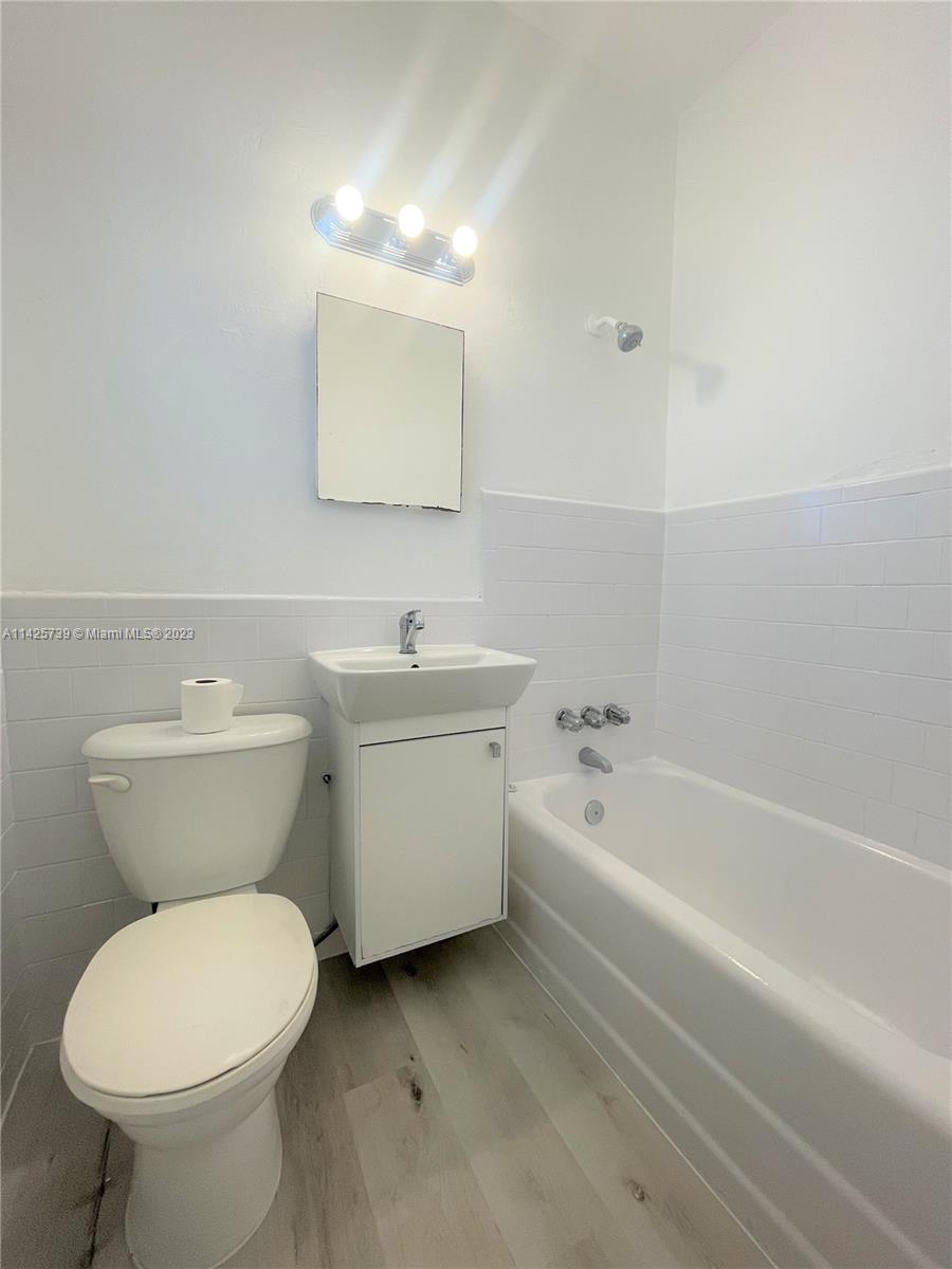 DELPHINE CONDO - Residential Lease