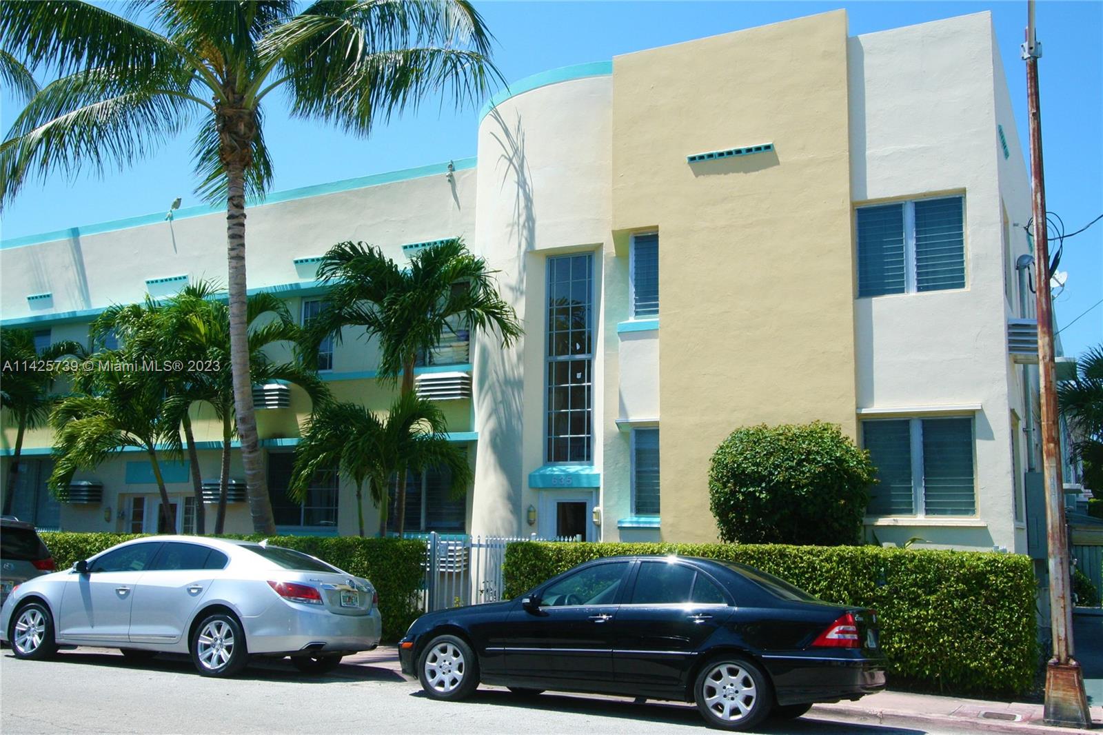 DELPHINE CONDO - Residential Lease