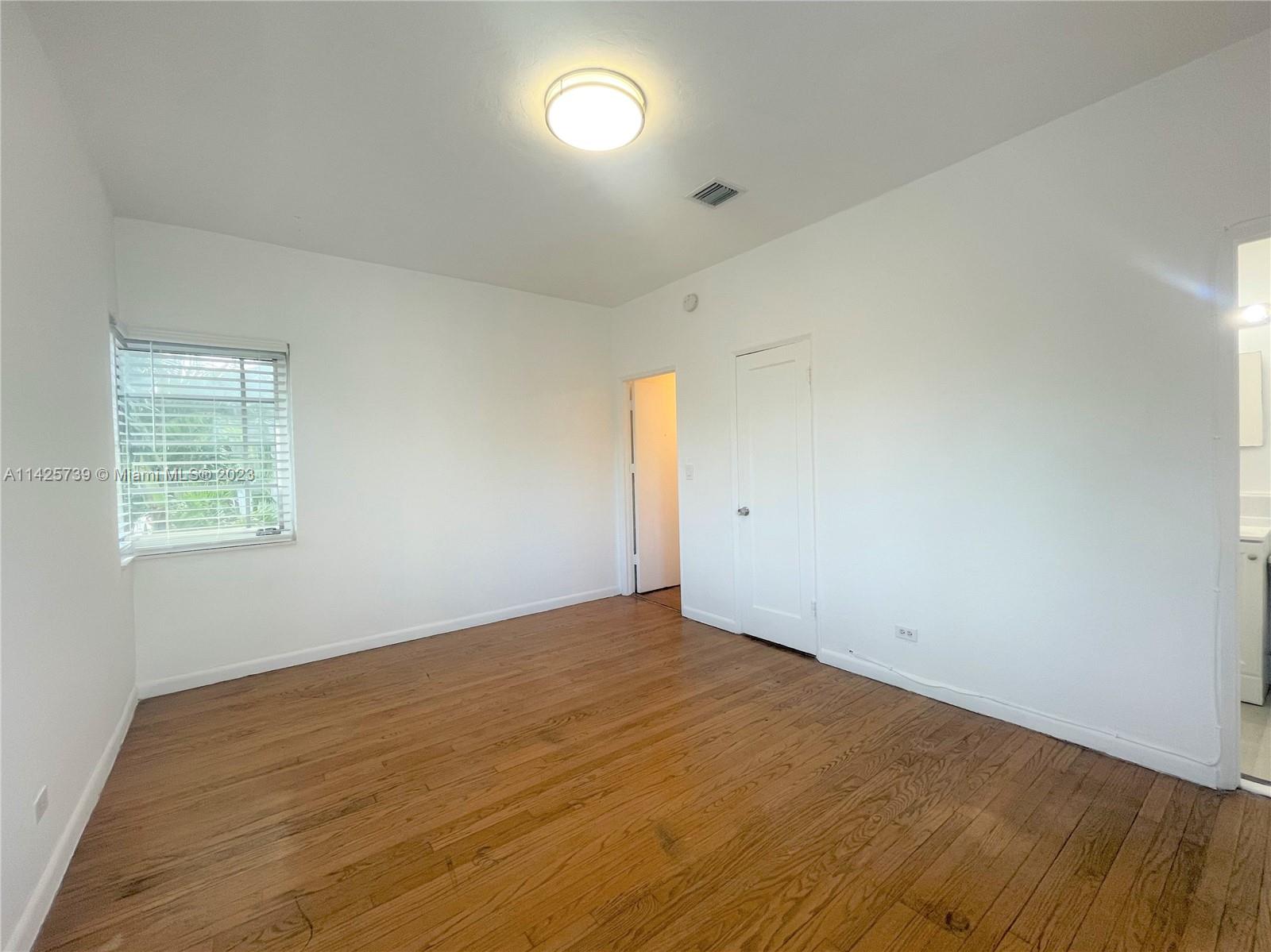 DELPHINE CONDO - Residential Lease