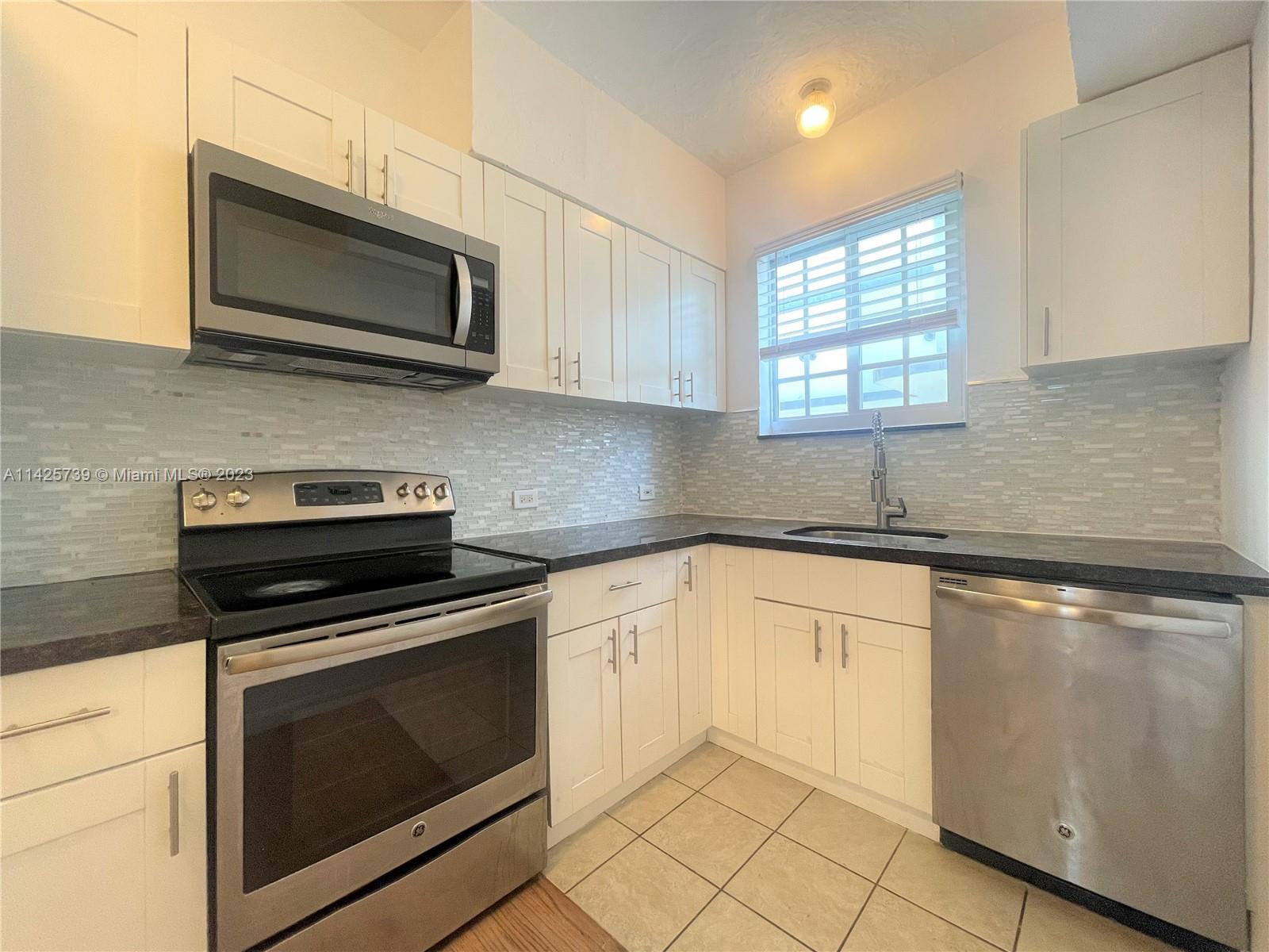 DELPHINE CONDO - Residential Lease