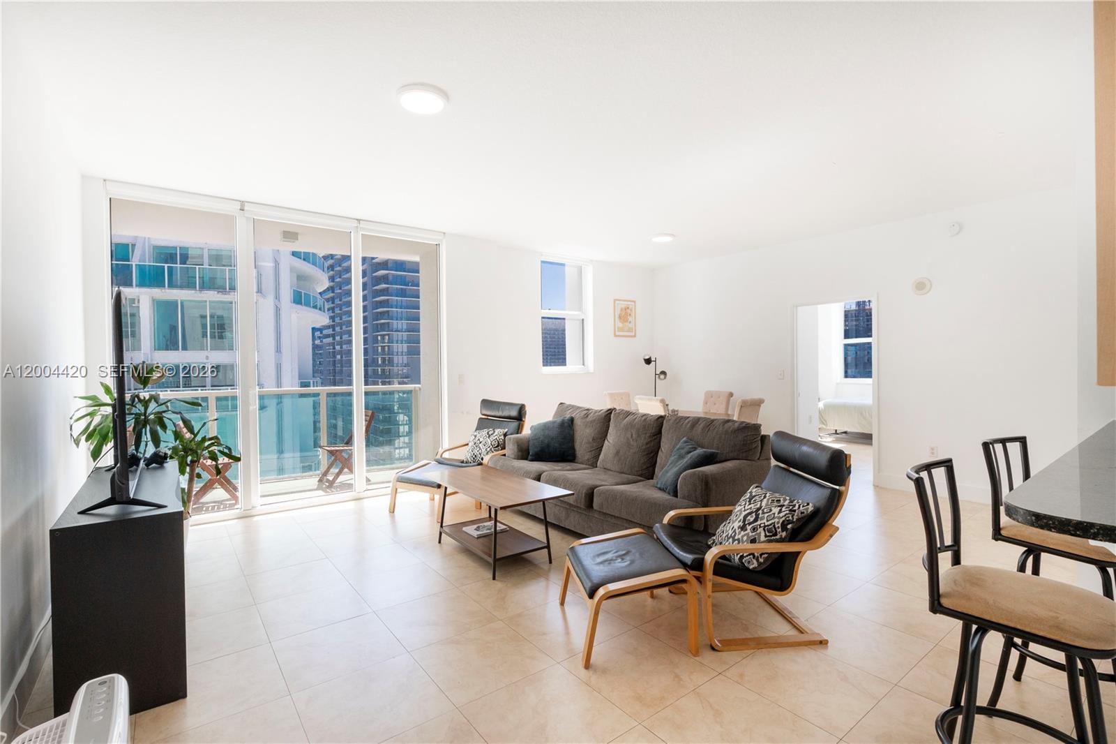 31 SE 5th St 4121