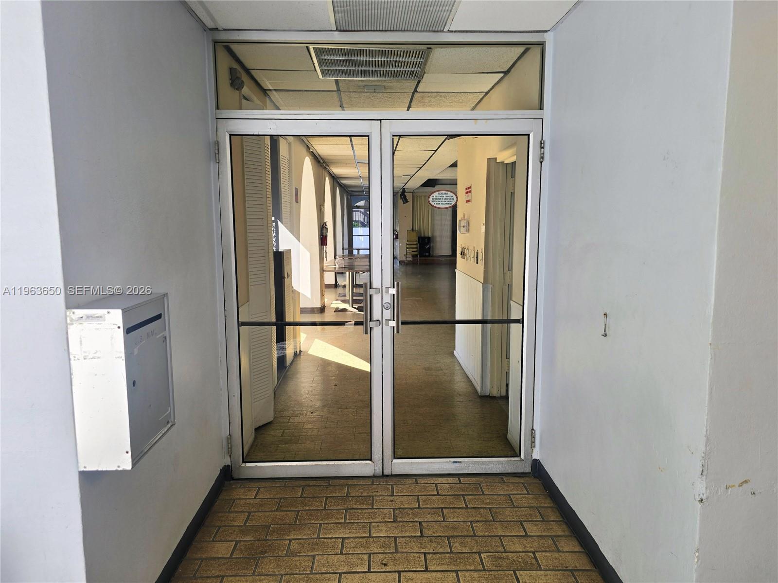 LAKE PARK CONDO NO 1 - BL - Residential