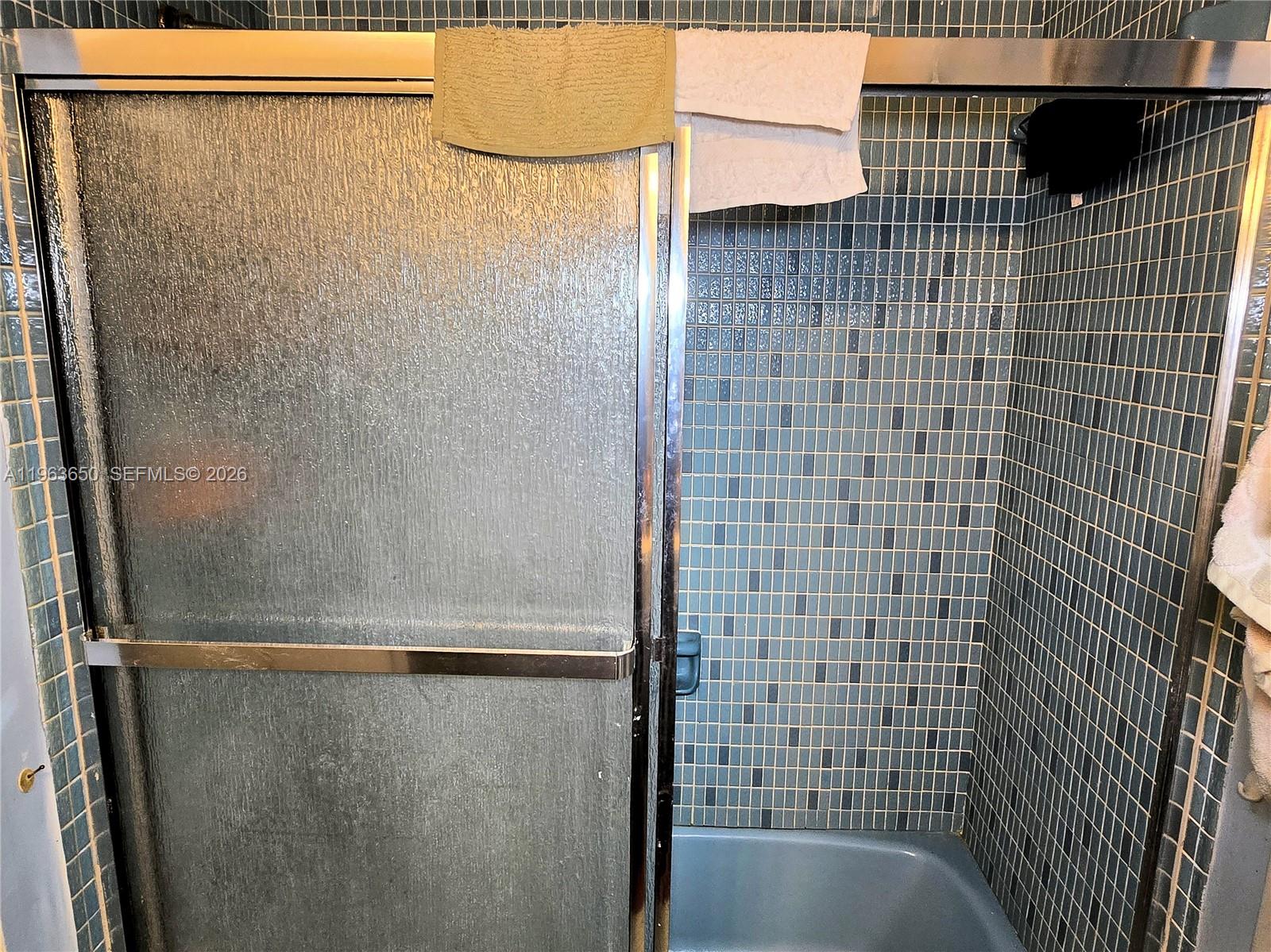 LAKE PARK CONDO NO 1 - BL - Residential