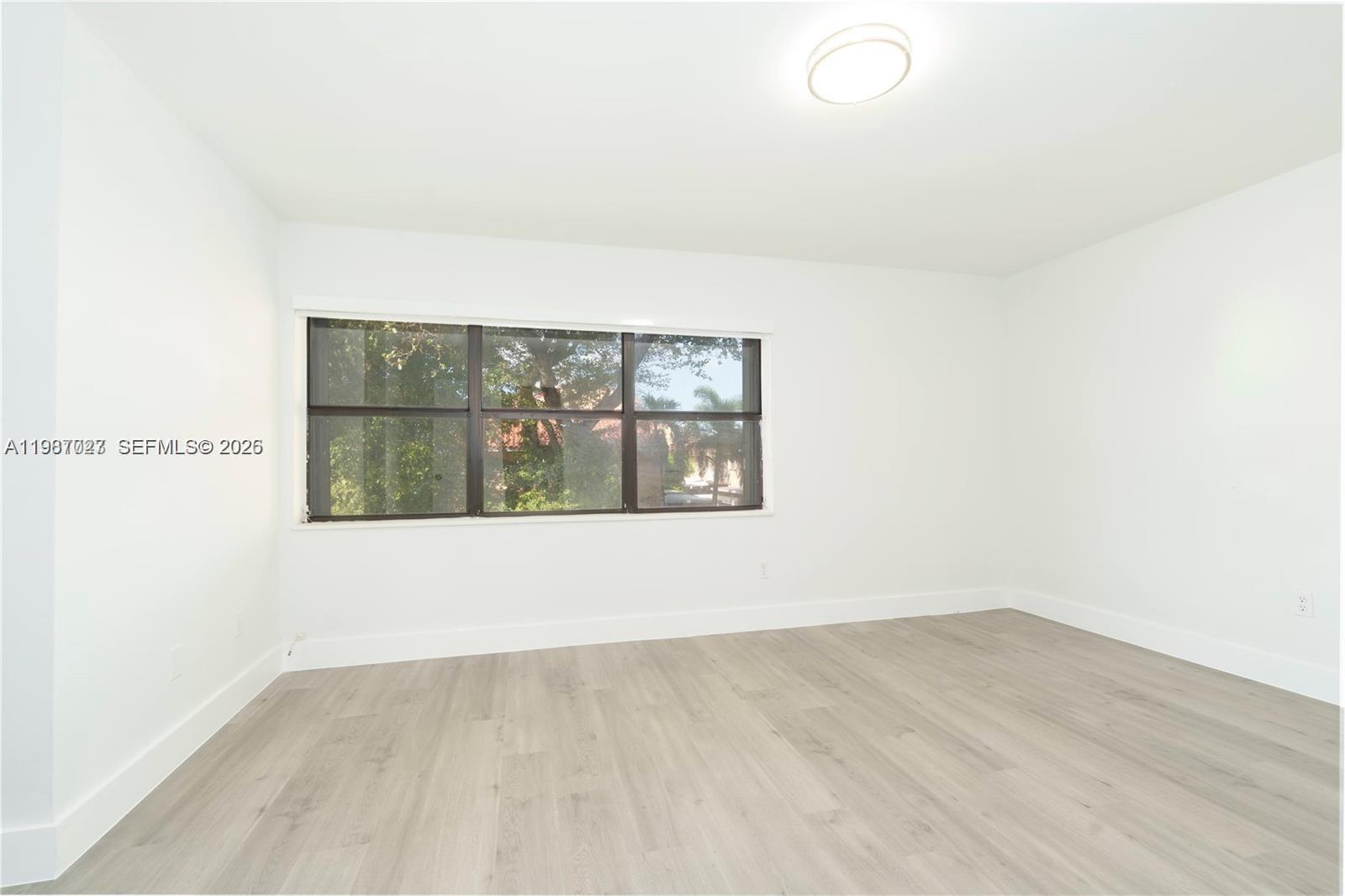 LAGO GRANDE SEVEN-D CONDO - Residential Lease