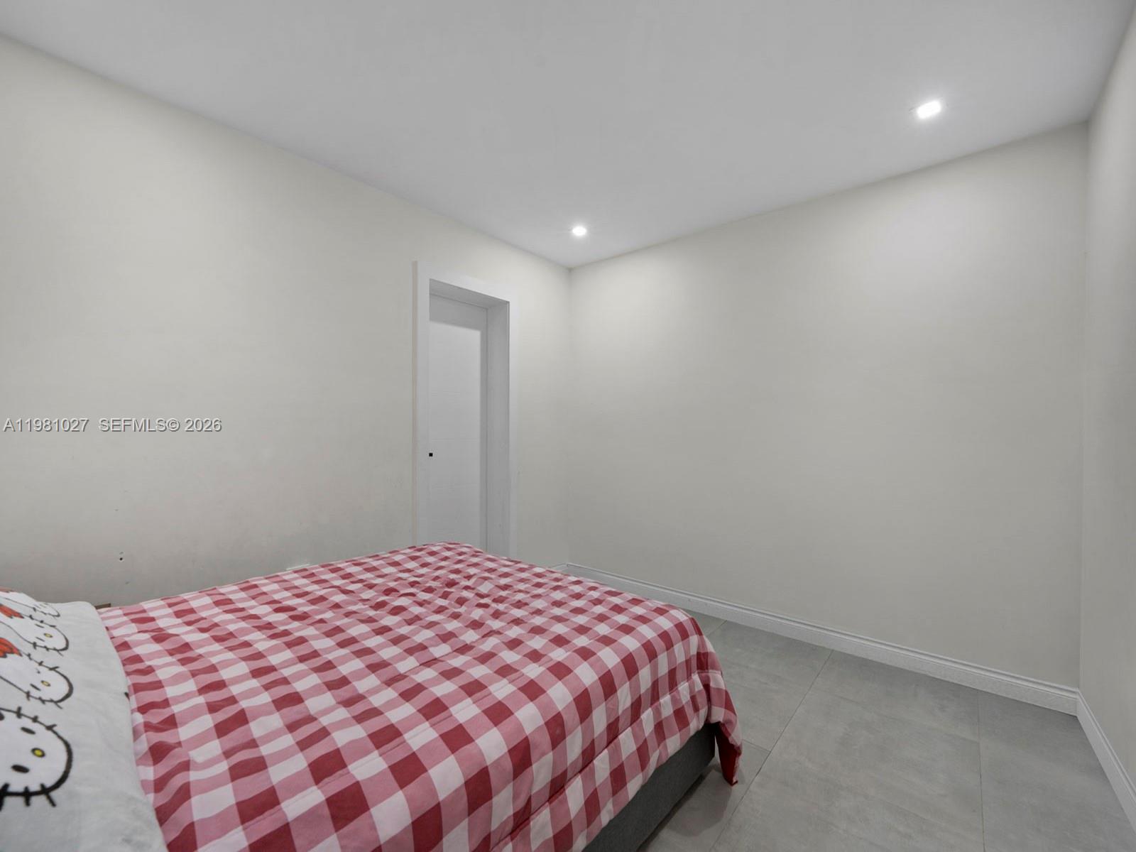 SUNLAND HOMES - Residential Income