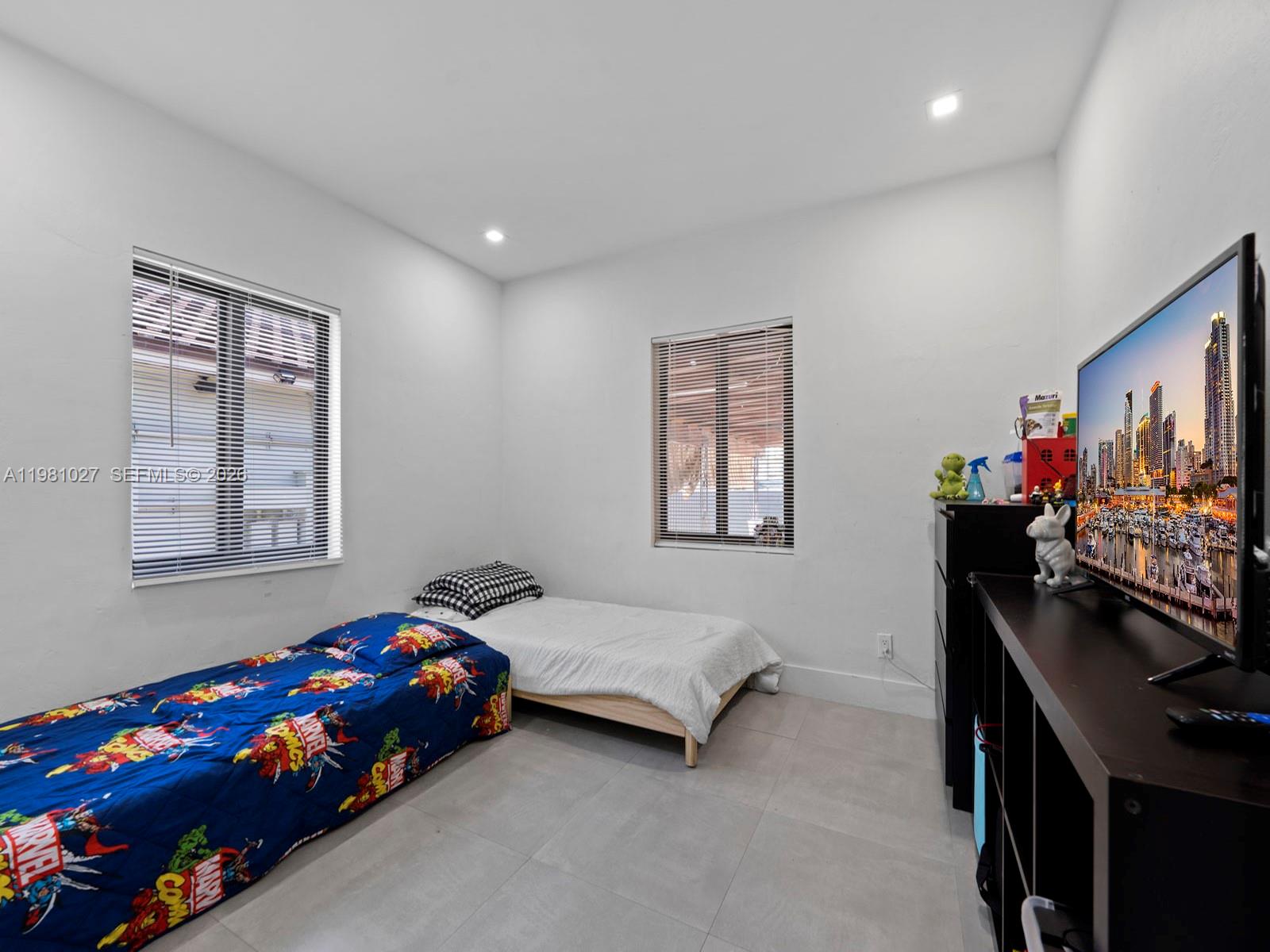 SUNLAND HOMES - Residential Income