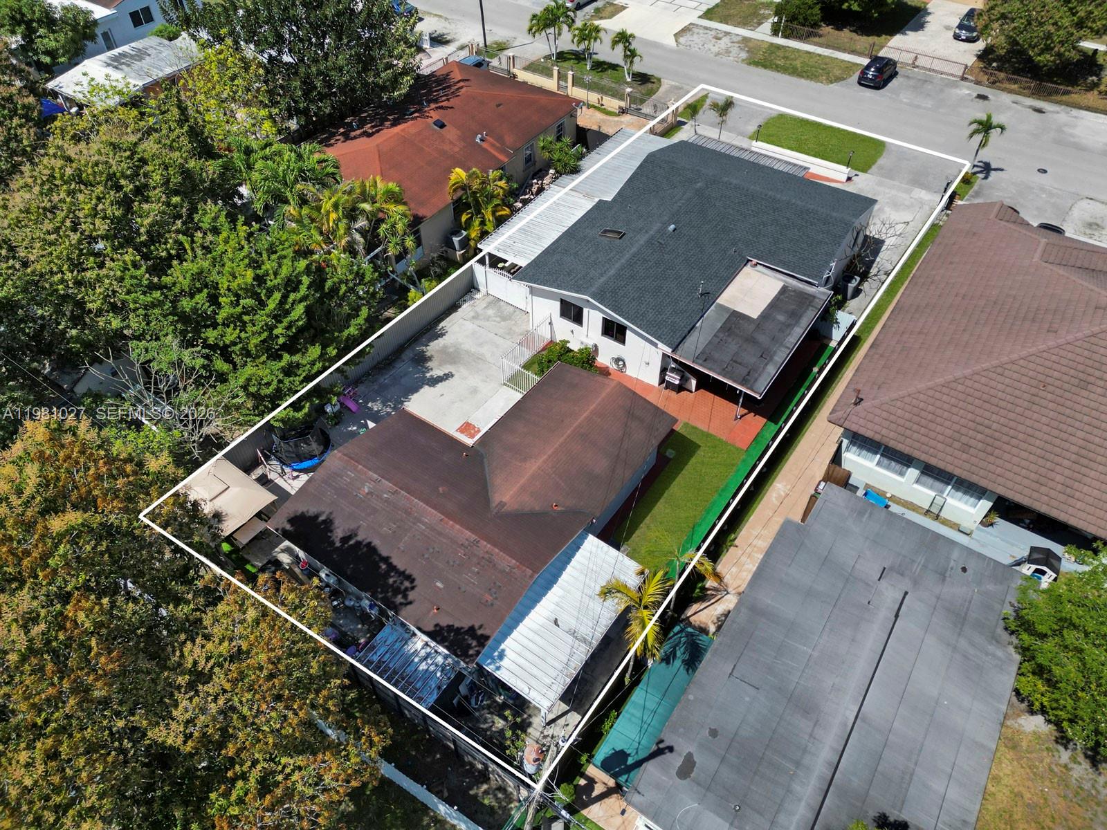 SUNLAND HOMES - Residential Income