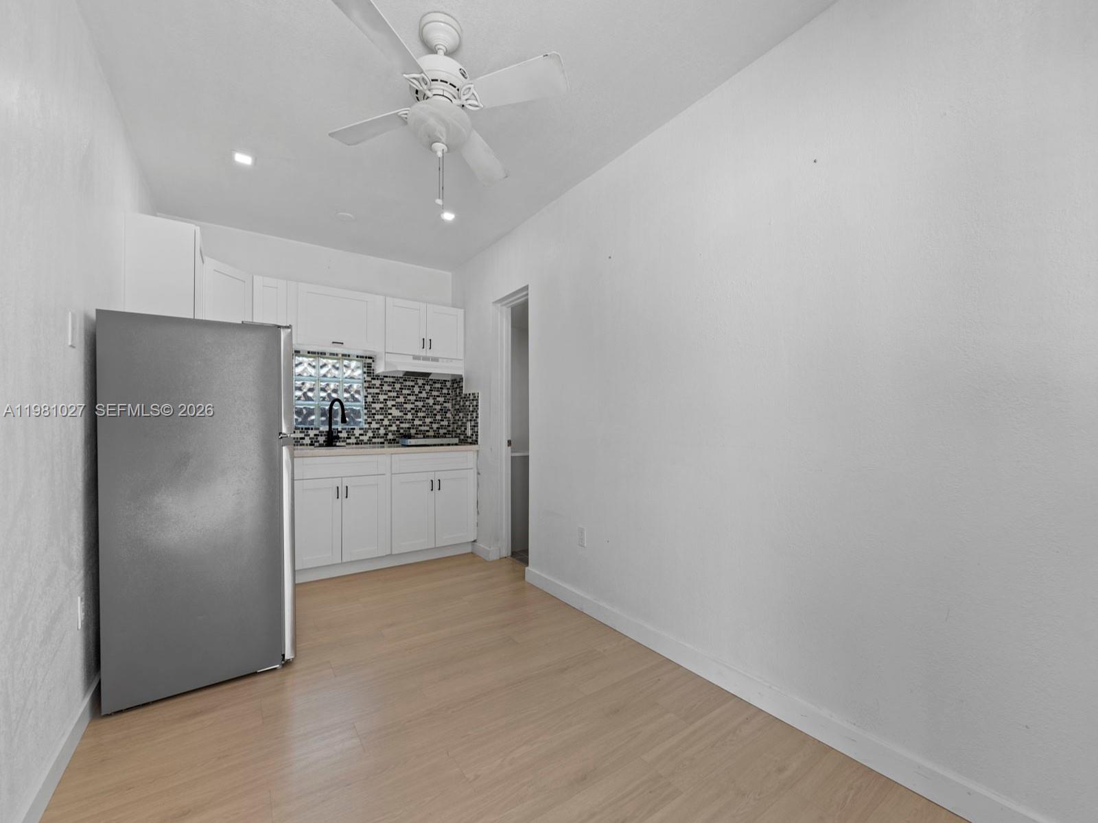 SUNLAND HOMES - Residential Income