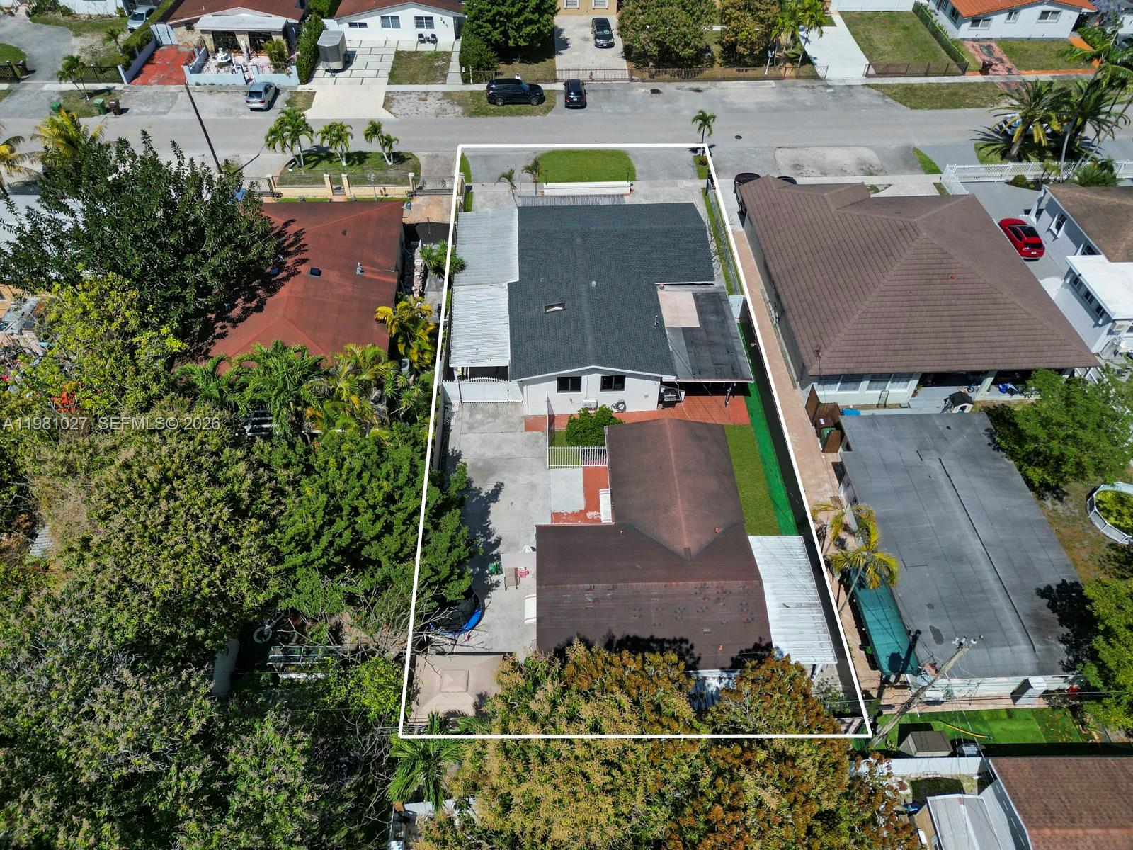 SUNLAND HOMES - Residential Income