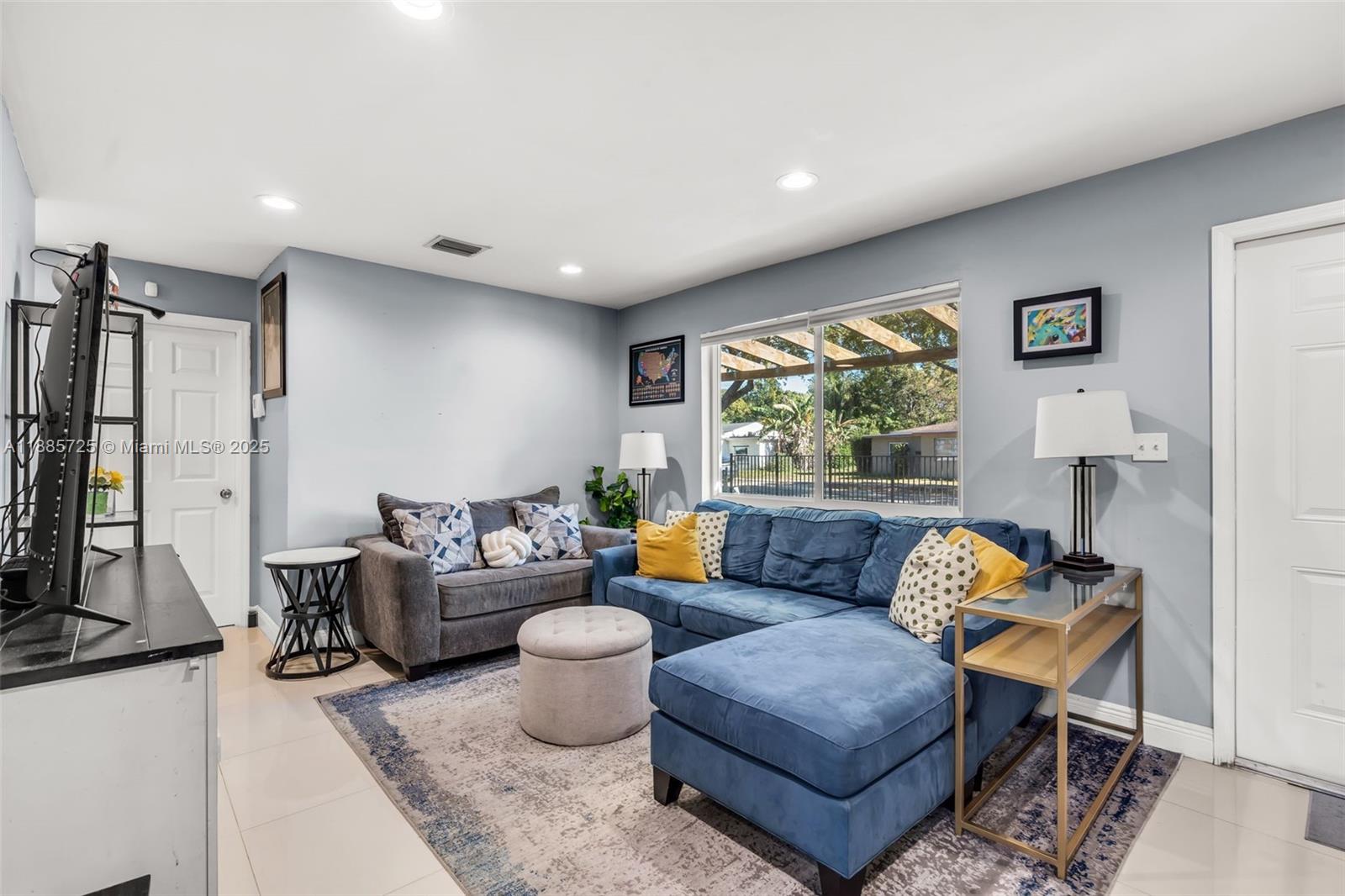 OVERBROOK SHORES - Residential