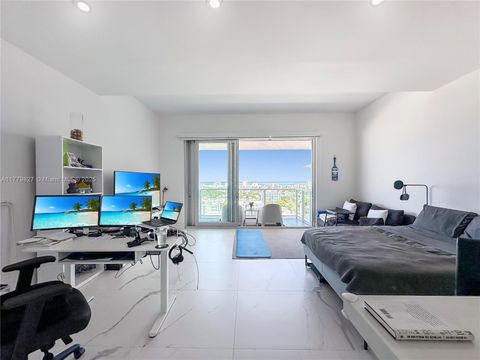1000 West Ave PH-06 Miami Beach FL 33139