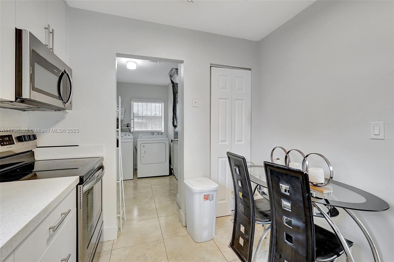 CAROL CITY GDNS 1ST ADDN - Residential