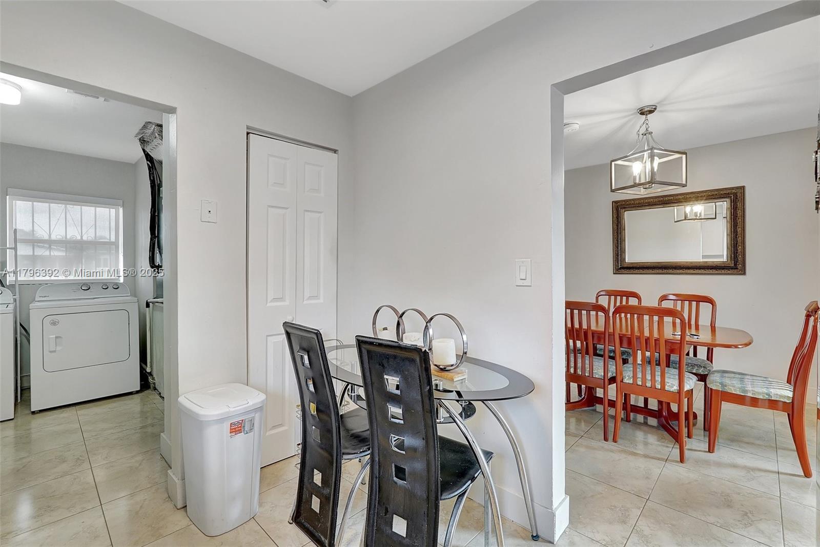 CAROL CITY GDNS 1ST ADDN - Residential