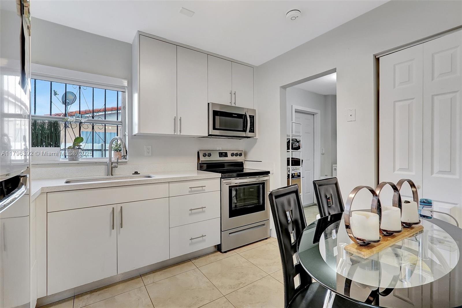 CAROL CITY GDNS 1ST ADDN - Residential